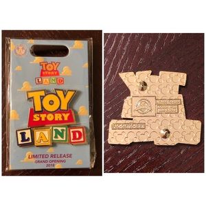 Limited Edition Toy Story Land trading pin